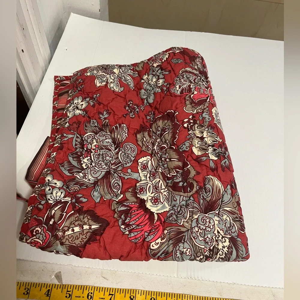 Pottery barn standard pillow sham